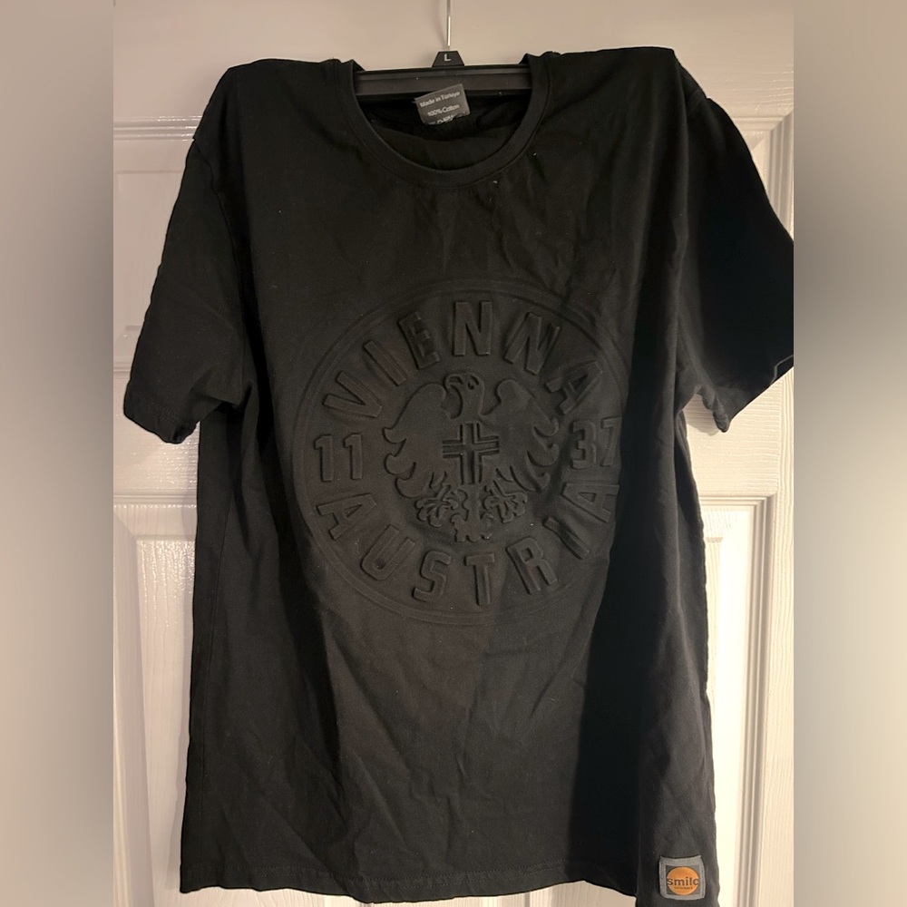Mens Large Premium Austria Tee